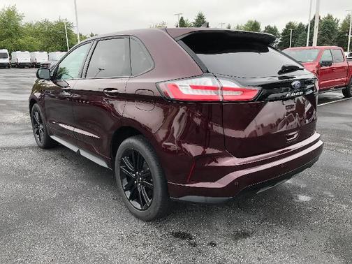 2022 Ford Edge ST LINE