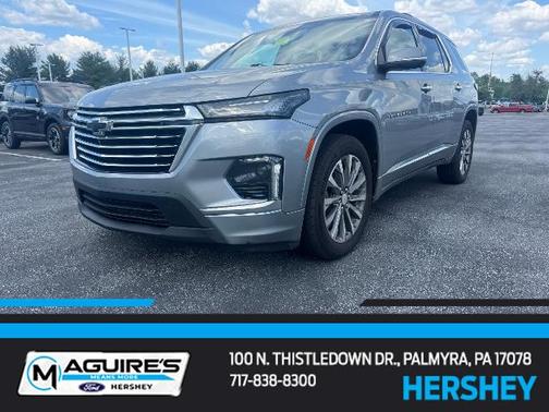 Sterling Gray Metallic 2023 Chevrolet Traverse PREMIER