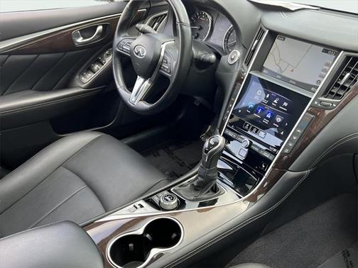 2018 INFINITI Q50 2.0t LUXE