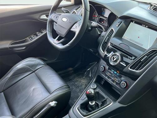 2017 Ford Focus ST
