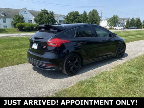 2017 Ford Focus ST
