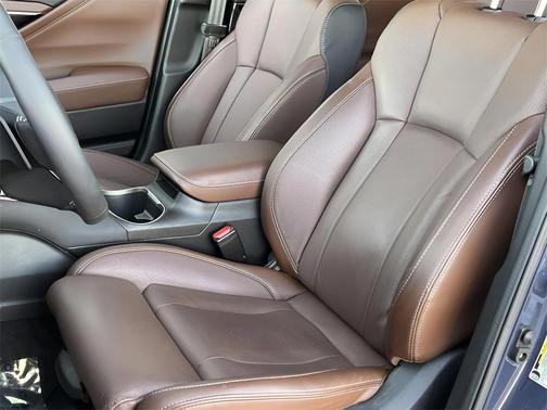 2024 Subaru Legacy Touring XT