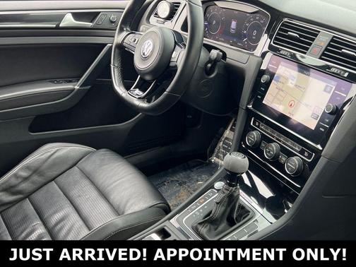 2019 Volkswagen Golf R 2.0T DSG