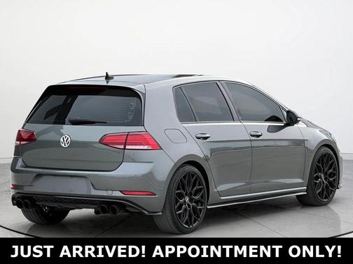 2019 Volkswagen Golf R 2.0T DSG