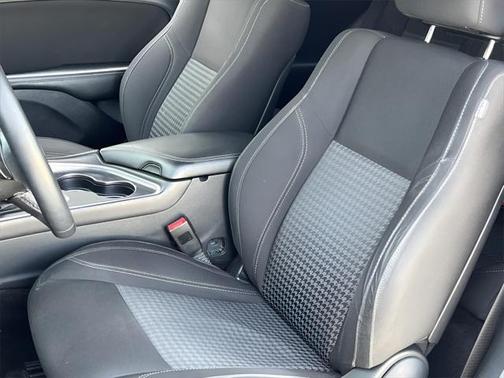 2015 Dodge Challenger R/T
