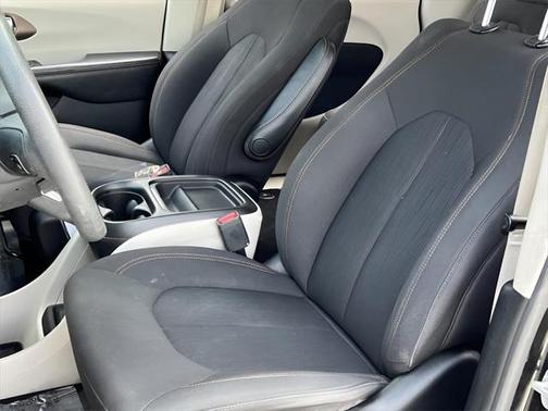 2018 Chrysler Pacifica Touring Plus