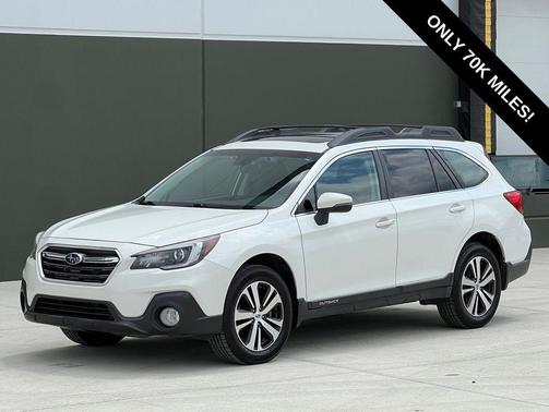 Crystal White Pearl 2018 Subaru Outback 2.5i Limited
