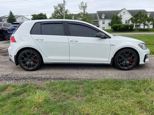 Pure White 2021 Volkswagen Golf 1.4T TSI