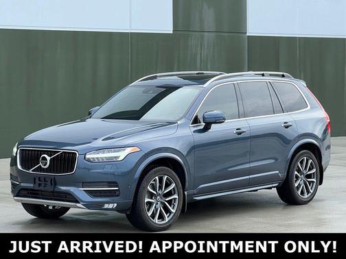 2018 Volvo XC90 T6 Momentum
