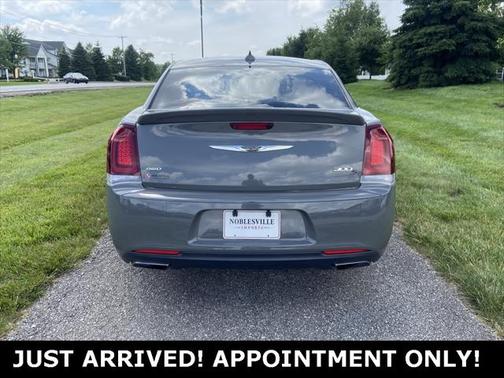 2017 Chrysler 300 S