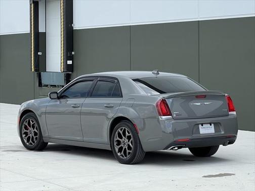 2017 Chrysler 300 S