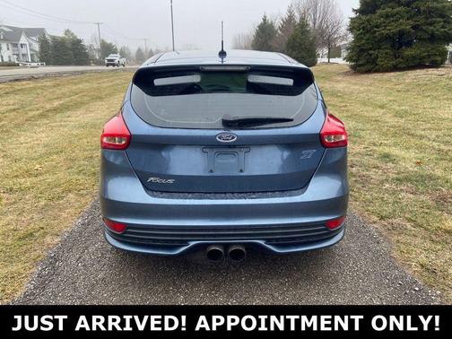 2018 Ford Focus ST 