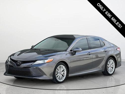 Predawn Gray Mica 2018 Toyota Camry XLE