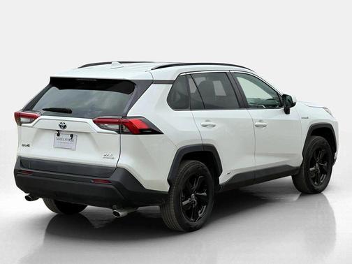 2021 Toyota RAV4 Hybrid XLE Premium
