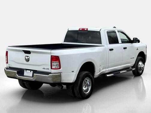 2020 RAM 3500 Tradesman Crew Cab 4x4 8' Box