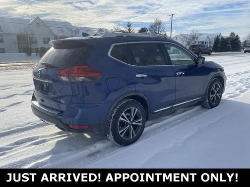 2017 Nissan Rogue SL