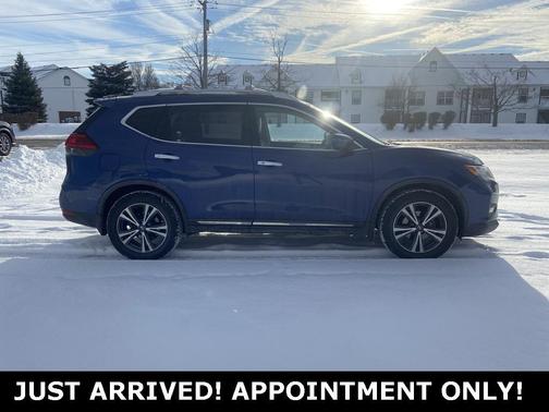 2017 Nissan Rogue SL