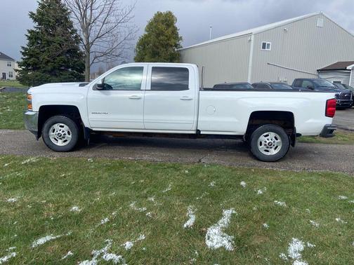 Summit White 2018 Chevrolet Silverado 2500 LT
