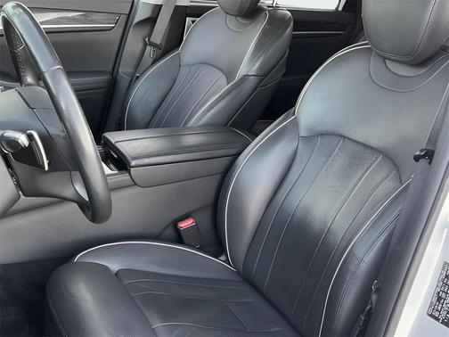 2015 Hyundai Genesis 3.8