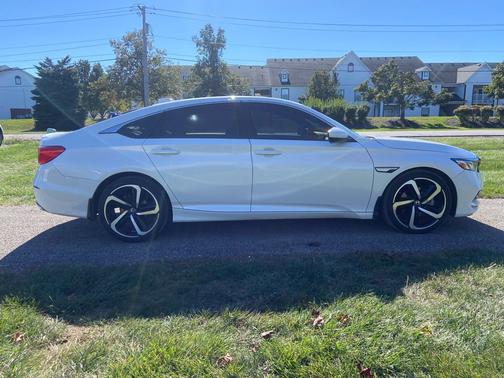 White 2020 Honda Accord Sport 2.0T