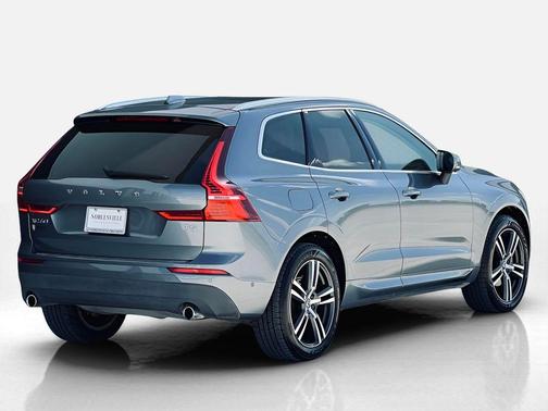 2019 Volvo XC60 T5 Momentum
