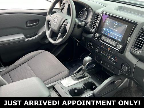2022 Nissan Frontier S