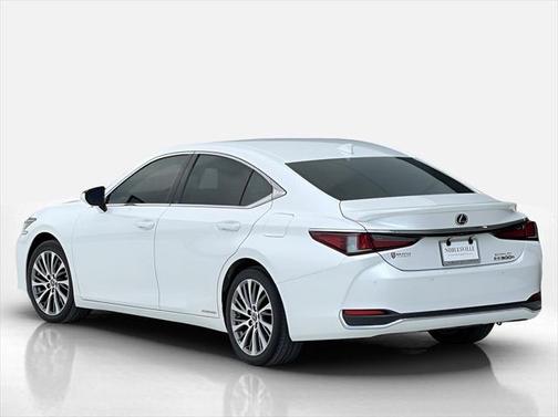 2019 Lexus ES 300h Base
