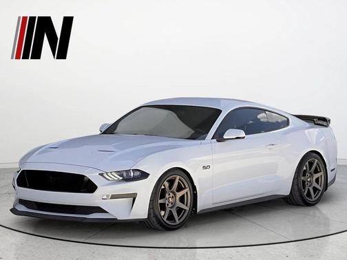 Oxford White 2019 Ford Mustang GT Premium