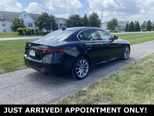 2018 Alfa Romeo Giulia Base