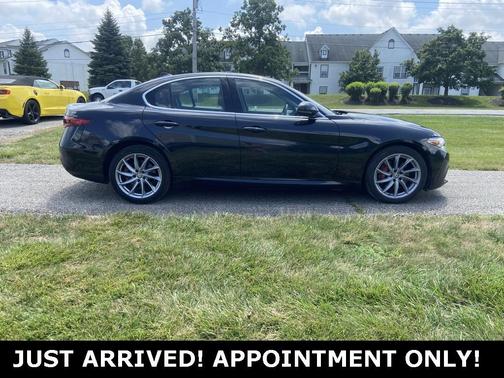 2018 Alfa Romeo Giulia Base