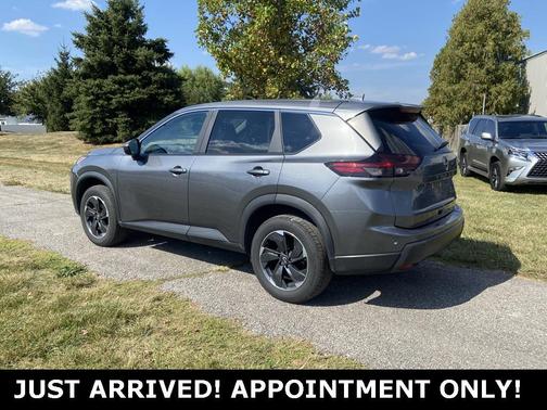 2024 Nissan Rogue SV