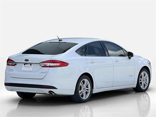 2018 Ford Fusion Hybrid SE