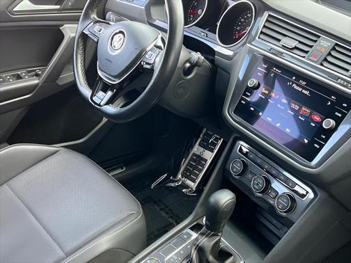 2021 Volkswagen Tiguan 2.0T SE R-Line Black 4MOTION