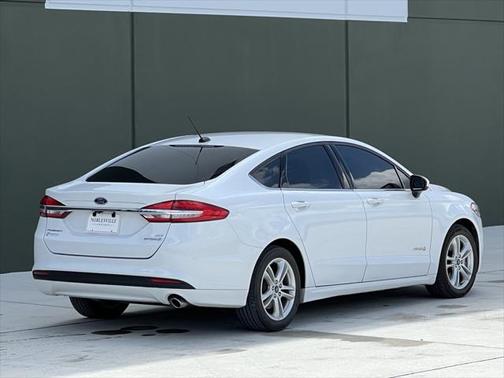 2018 Ford Fusion Hybrid SE