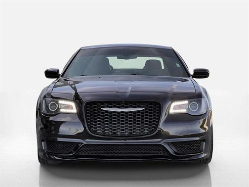 2018 Chrysler 300 S