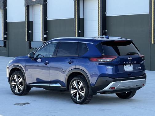 2022 Nissan Rogue Platinum