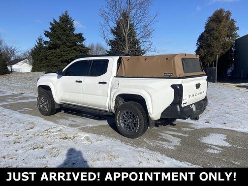 2024 Toyota Tacoma SR