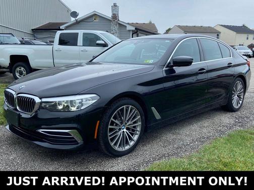 Black Sapphire Metallic 2019 BMW 540 xDrive