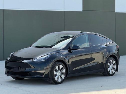 Solid Black 2023 Tesla Model Y Long Range Dual Motor All-Wheel Drive