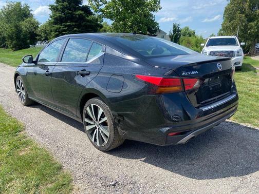 Super Black Clearcoat 2020 Nissan Altima SR Intelligent AWD