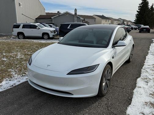 2025 Tesla Model 3 Long Range