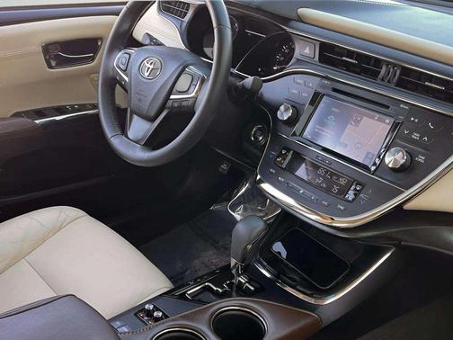 2018 Toyota Avalon XLE Premium