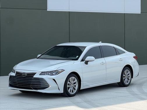 2021 Toyota Avalon XLE