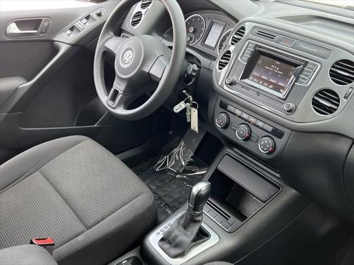 2017 Volkswagen Tiguan Limited 2.0T