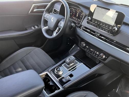 2023 Mitsubishi Outlander SE Black Edition S-AWC