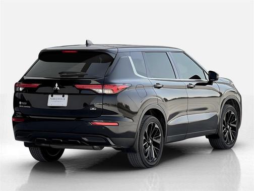 2023 Mitsubishi Outlander SE Black Edition S-AWC