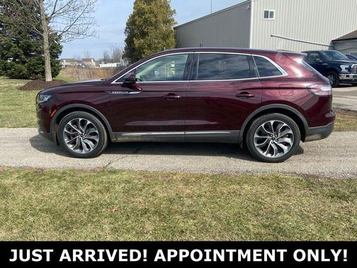 2022 Lincoln Nautilus Reserve