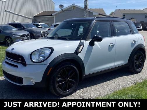 2016 MINI Countryman Cooper S