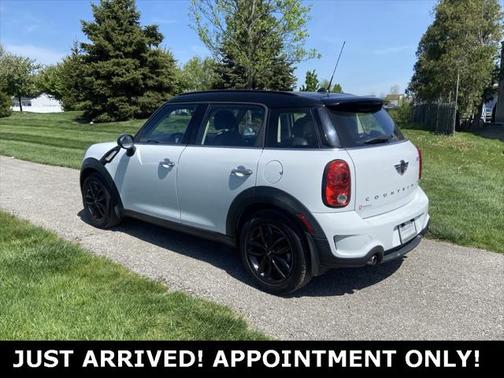 2016 MINI Countryman Cooper S