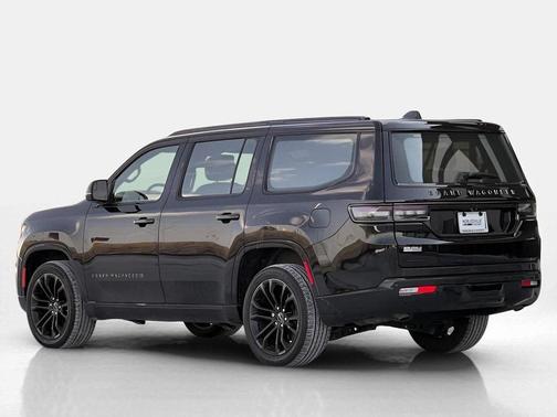 2022 Jeep Grand Wagoneer Series II Obsidian 4x4